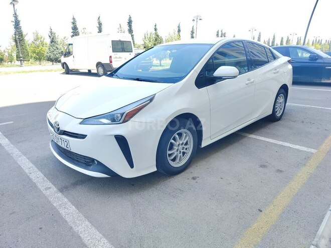 Toyota Prius 2019, 98,000 km - 1.8 л - Sumqayıt