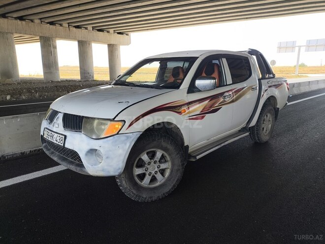 Mitsubishi L200 2008, 545,000 km - 2.5 l - Bakı