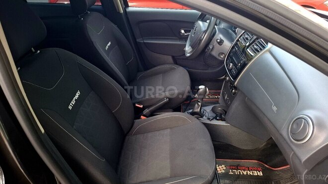 Renault Sandero Stepway 2016, 143,300 km - 1.6 l - Bakı