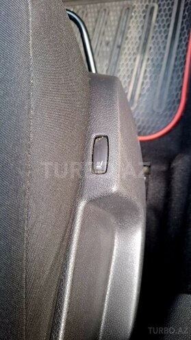 Renault Sandero Stepway 2016, 143,300 km - 1.6 l - Bakı