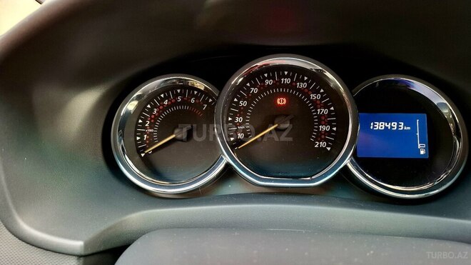 Renault Sandero Stepway 2016, 143,300 km - 1.6 l - Bakı