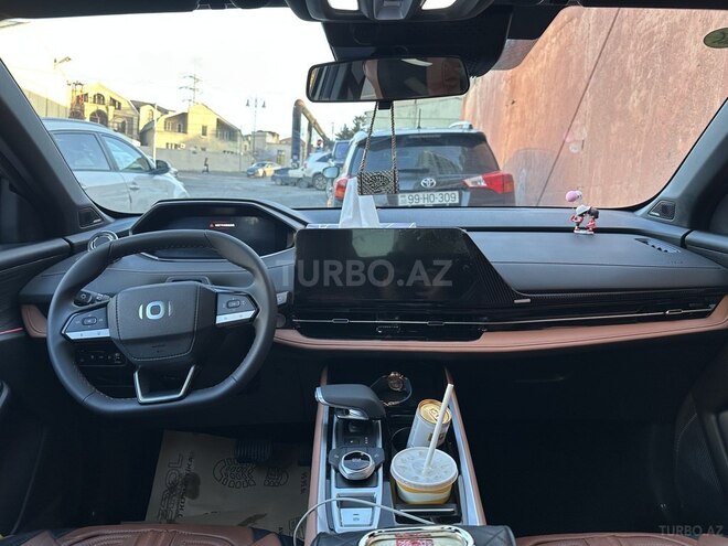 Changan  2024, 14,000 km - 1.5 л - Bakı