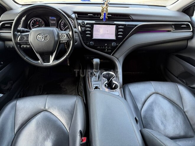 Toyota Camry 2018, 187,000 km - 2.5 l - Bakı