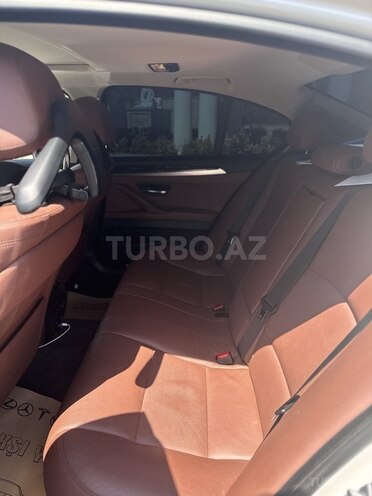 BMW 520 2015, 180,000 km - 2.0 l - Bakı