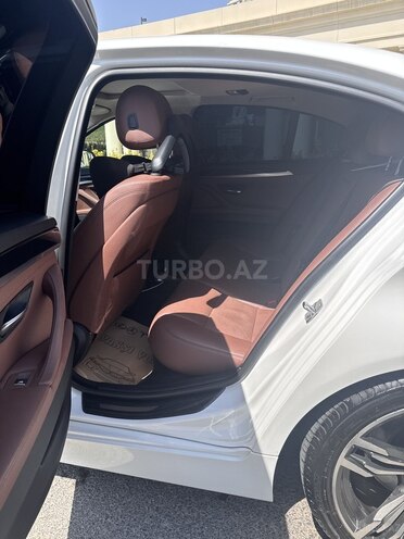 BMW 520 2015, 180,000 km - 2.0 l - Bakı