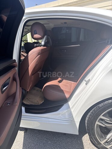 BMW 520 2015, 180,000 km - 2.0 l - Bakı