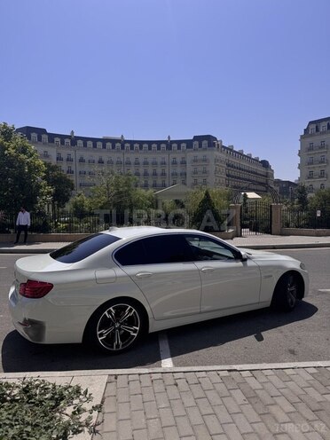 BMW 520 2015, 180,000 km - 2.0 l - Bakı