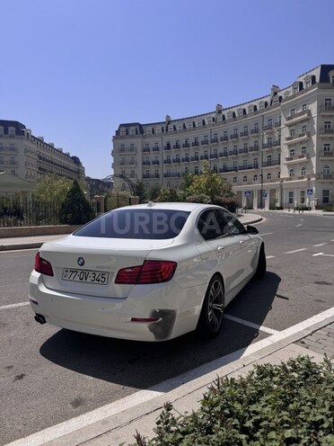 BMW 520 2015, 180,000 km - 2.0 l - Bakı