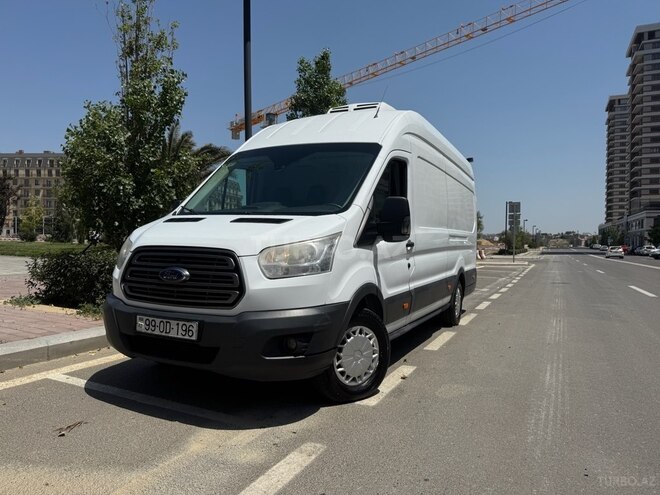 Ford Transit-2