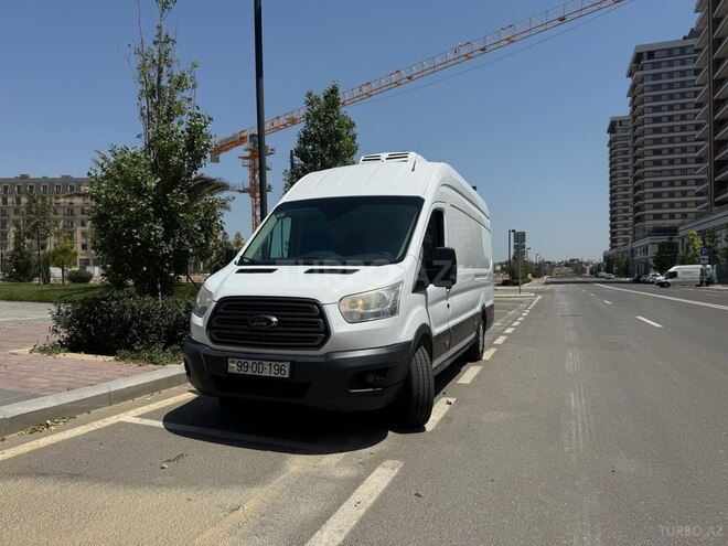 Ford Transit-3