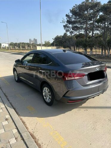 Hyundai Accent 2021, 90,000 km - 1.6 л - Sumqayıt