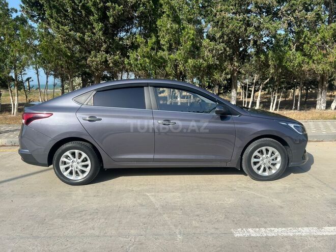 Hyundai Accent 2021, 90,000 km - 1.6 л - Sumqayıt