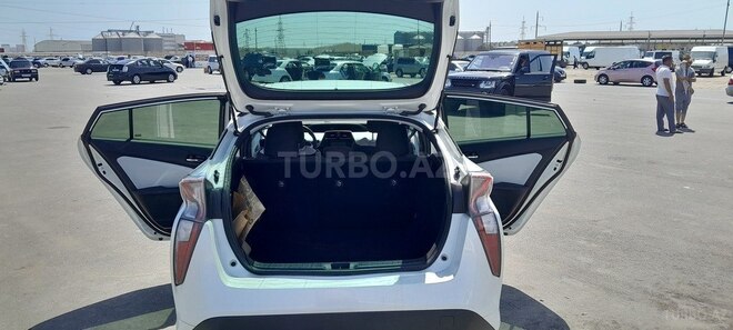 Toyota Prius 2017, 66,600 km - 1.8 l - Bakı