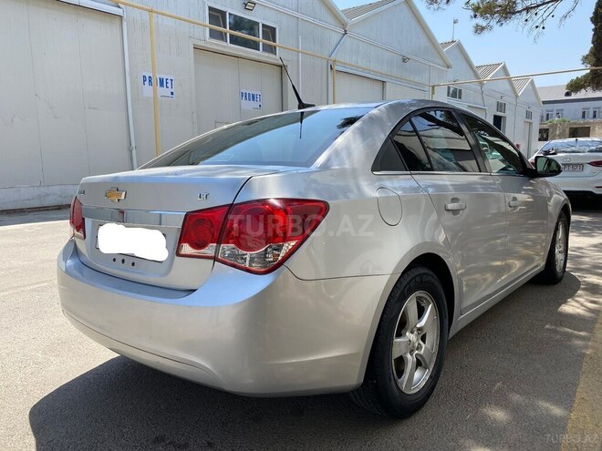 Chevrolet Cruze-4