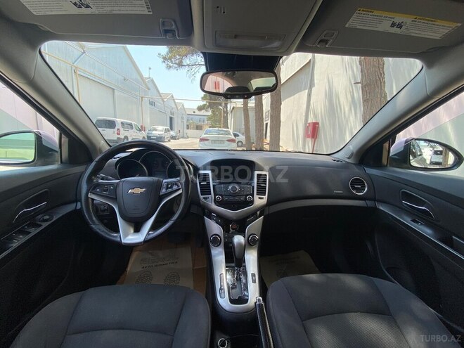 Chevrolet Cruze-5