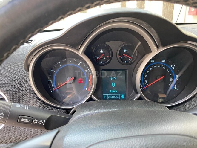 Chevrolet Cruze-6