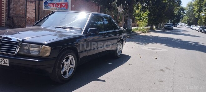 Mercedes 190 1992, 72,186 km - 2.0 l - Gəncə