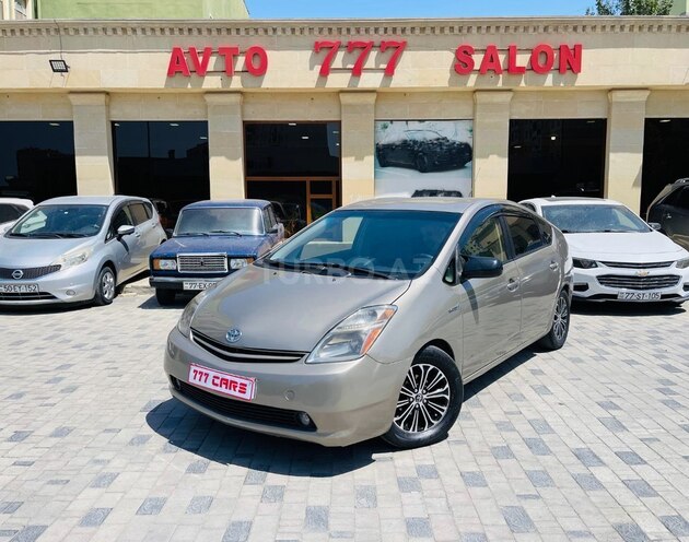Toyota Prius-1