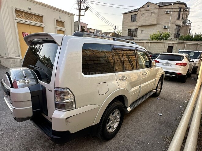 Mitsubishi Pajero 2008, 257,456 km - 3.0 l - Bakı