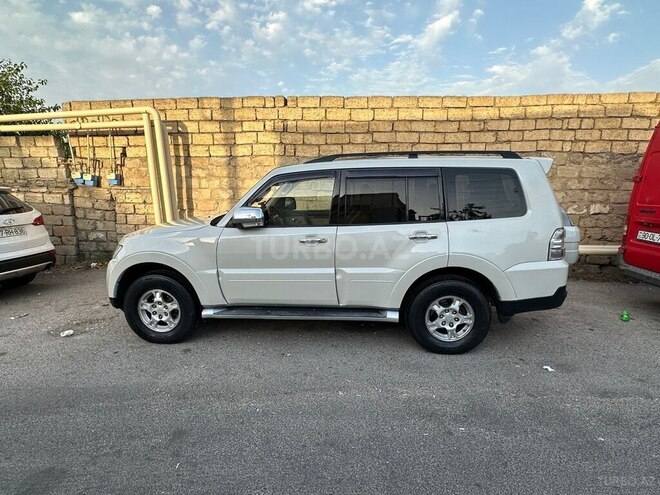 Mitsubishi Pajero 2008, 257,456 km - 3.0 l - Bakı