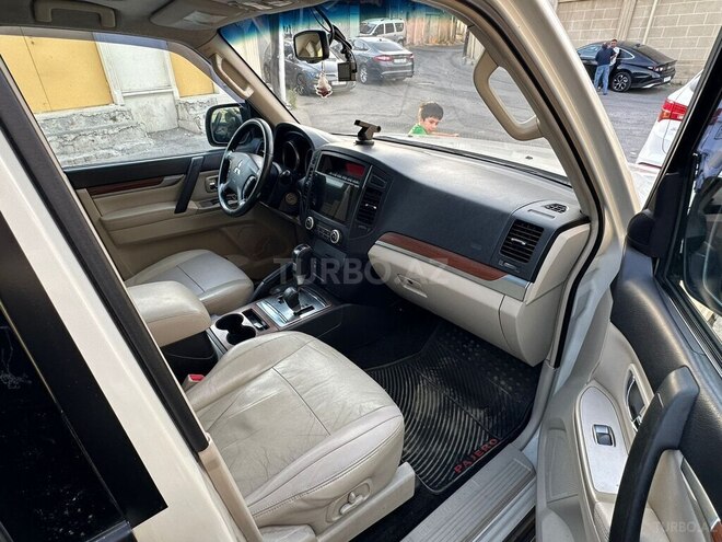 Mitsubishi Pajero 2008, 257,456 km - 3.0 l - Bakı