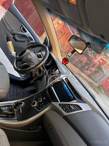 Hyundai Elantra 2015, 239,000 km - 1.8 l - Bakı