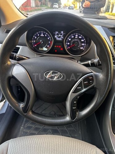 Hyundai Elantra 2015, 239,000 km - 1.8 l - Bakı