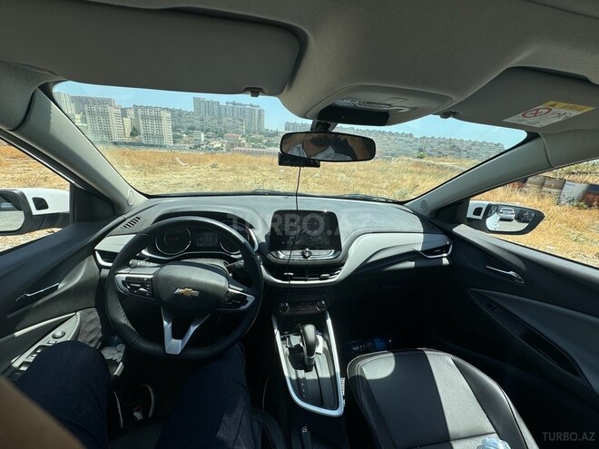 Chevrolet Onix 2024, 9,500 km - 1.0 l - Bakı