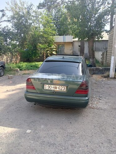 Mercedes C 180-4