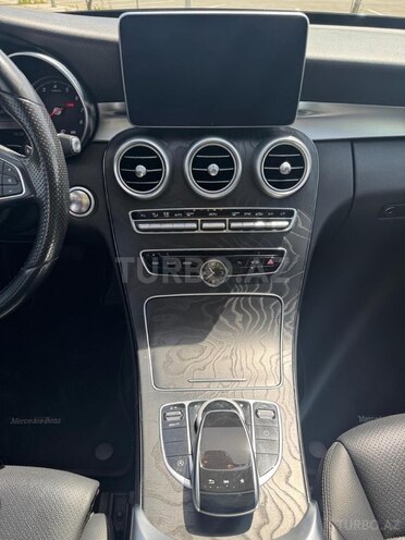 Mercedes C 300-7
