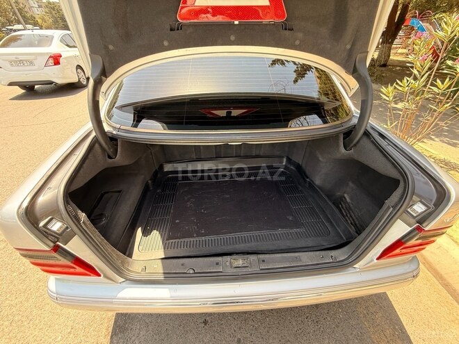 Mercedes E 320 2001, 223,200 km - 3.2 l - Bakı