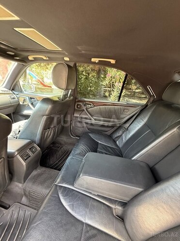Mercedes E 320 2001, 223,200 km - 3.2 l - Bakı