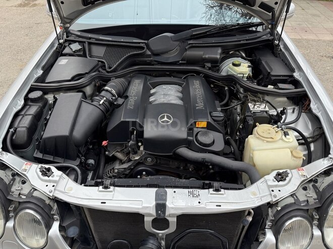 Mercedes E 320 2001, 223,200 km - 3.2 l - Bakı