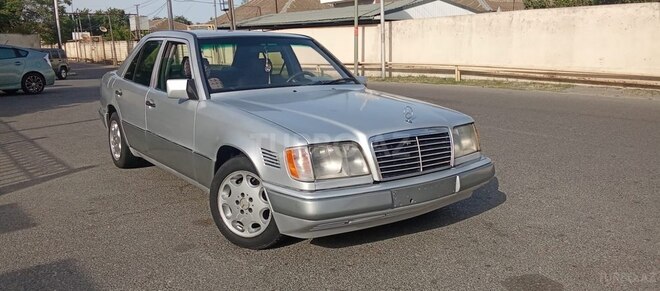 Mercedes E 250 1994, 520,000 km - 2.5 л - Bakı