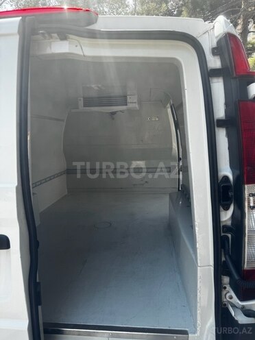 Mercedes Vito 111 2010, 181,285 km - 2.2 l - Bakı