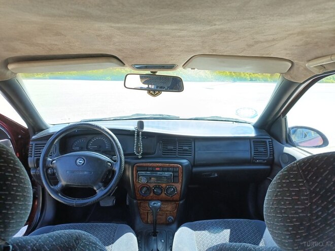 Opel Vectra 1996, 250,000 km - 2.0 l - Bakı
