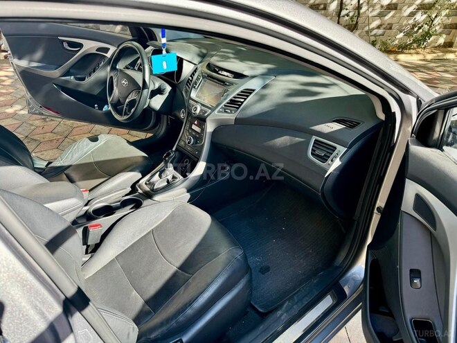 Hyundai Avante 2015, 161,400 km - 1.6 л - Bakı