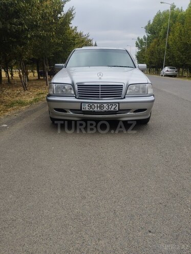 Mercedes C 240 1998, 233,000 km - 2.6 л - Lənkəran