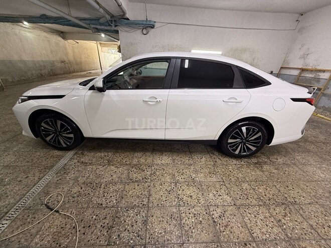 Changan Qiyuan A05 2025, 10,000 km - 1.5 l - Bakı
