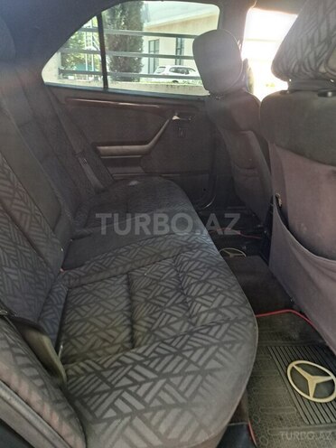Mercedes C 220 1995, 448,151 km - 2.2 l - Bərdə