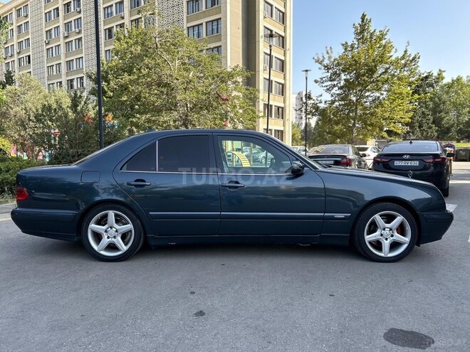 Mercedes E 220 d 2000, 683,000 km - 2.2 l - Bakı