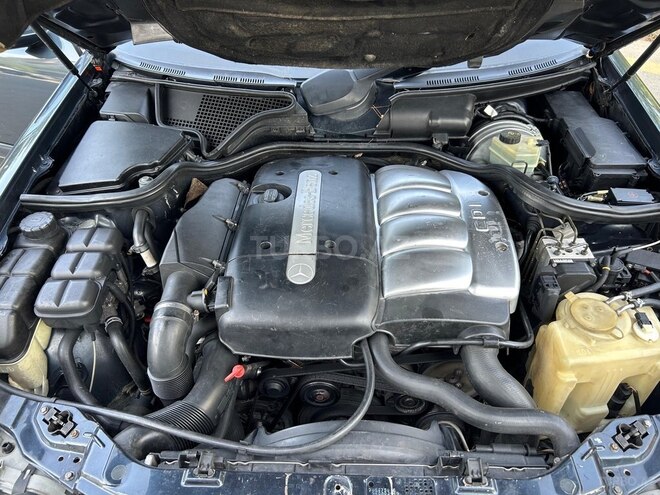 Mercedes E 220 d 2000, 683,000 km - 2.2 l - Bakı