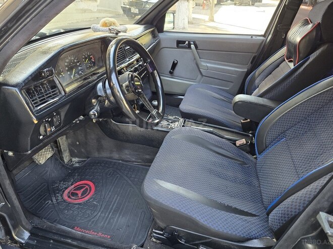 Mercedes 190 1991, 258,539 km - 2.0 л - Sumqayıt