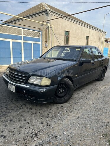 Mercedes C 200 2000, 180,000 km - 2.0 l - Bakı