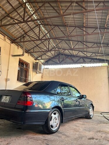 Mercedes C 200 1998, 298,000 km - 2.0 л - Bakı