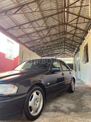 Mercedes C 200 1998, 298,000 km - 2.0 л - Bakı