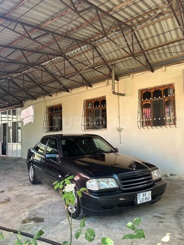 Mercedes C 200 1998, 298,000 km - 2.0 л - Bakı