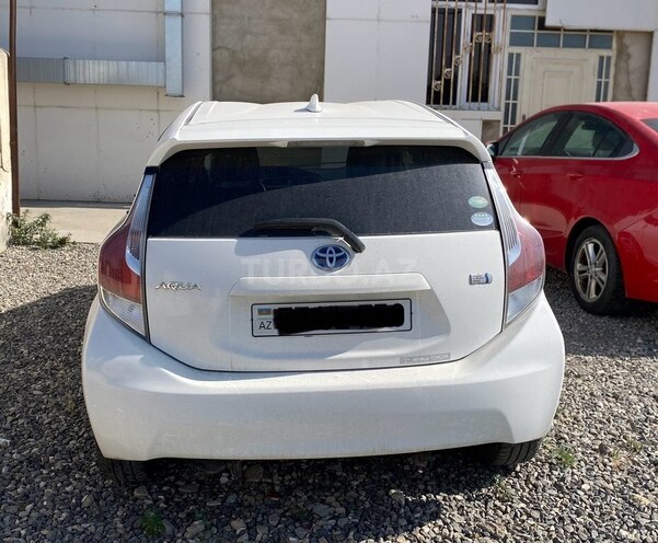 Toyota Aqua 2016, 720,000 km - 1.5 l - Bakı