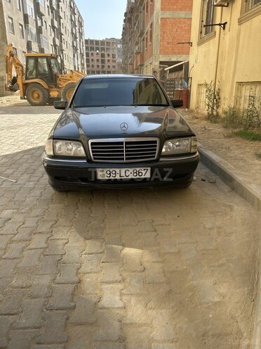 Mercedes C 220 d 1999, 818,510 km - 2.2 l - Bakı
