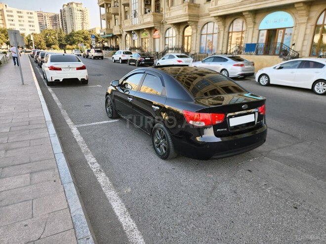 Kia Forte-7